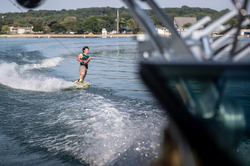 how to get up on a wakeboard